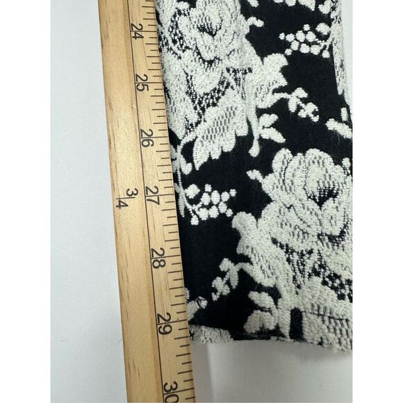 7 For All Mankind Bohemian Black & White Jacquard Pants Size 27 Lace Effect - Picture 12 of 16